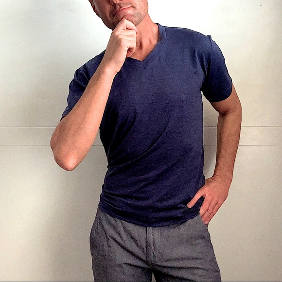 Wrinkle Free Casual Tee (Medium)